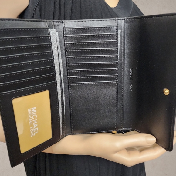 Michael Kors Jet Set Studded Trifold Wallet Black - Picture 3 of 6